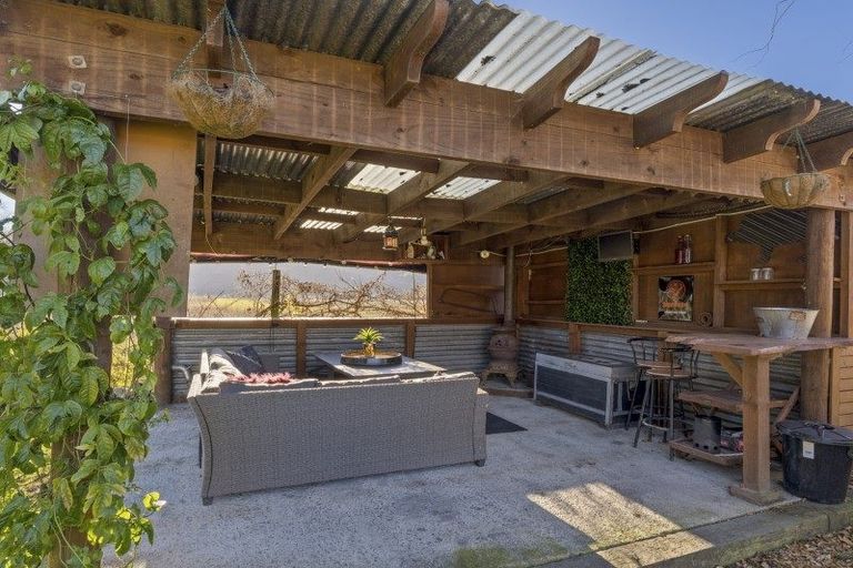 Photo of property in 147 Whitby Road, Wakefield, 7025