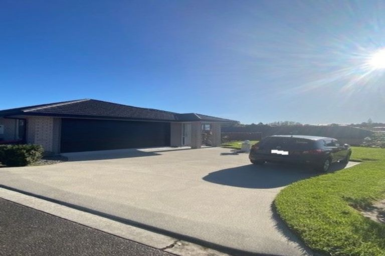 Photo of property in 31 Fairfax Crescent, Pyes Pa, Tauranga, 3112