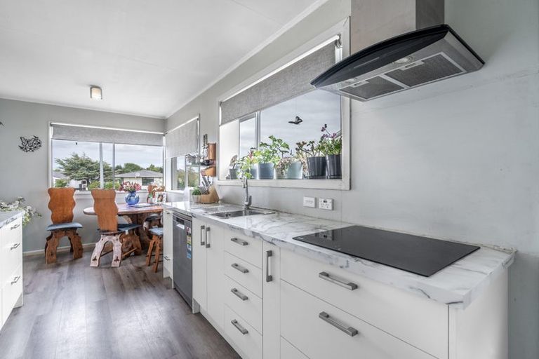 Photo of property in 27 Iona Place, Strathern, Invercargill, 9812