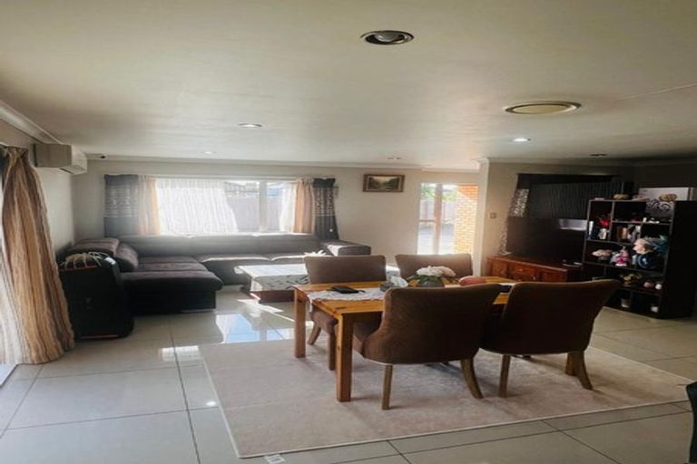 Photo of property in 41 Carrick Glen Avenue, Flat Bush, Auckland, 2019