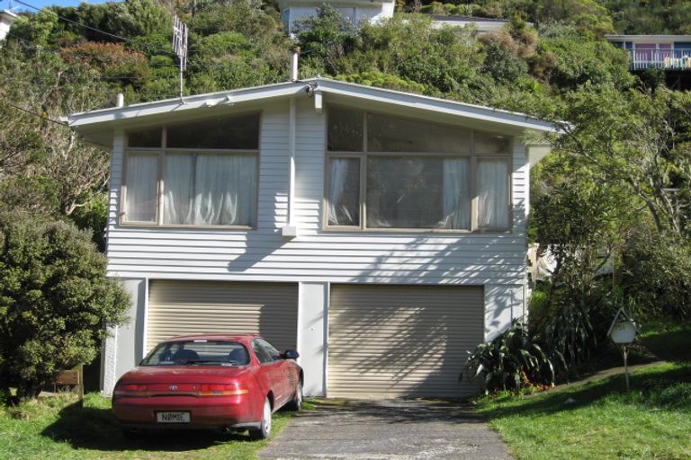 Photo of property in 151 Parkvale Road, Karori, Wellington, 6012