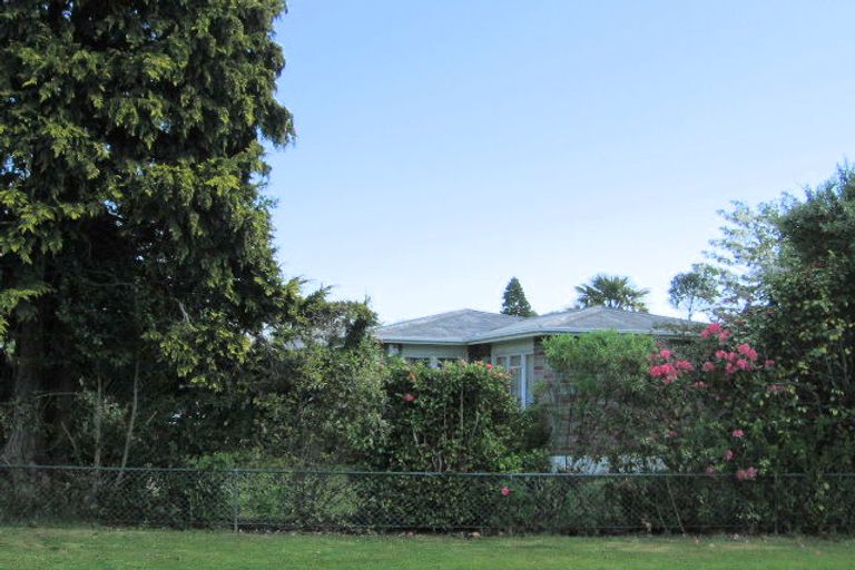 Photo of property in 6 Grayson Avenue, Mangakakahi, Rotorua, 3015