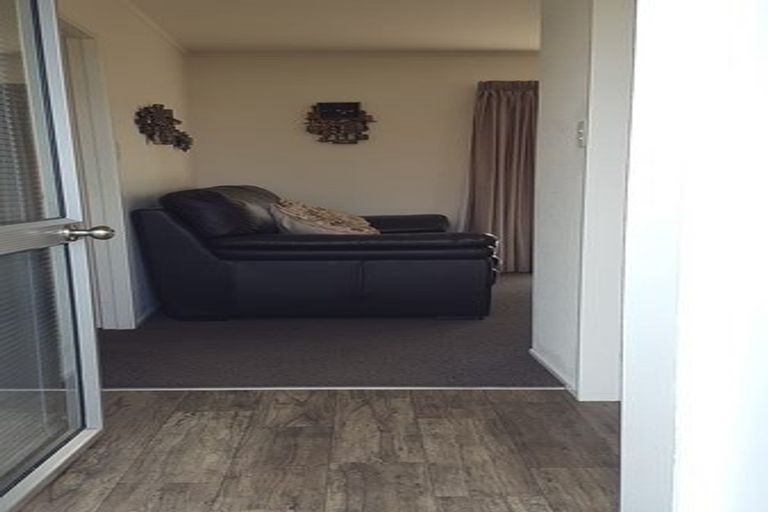 Photo of property in 20b Kentucky Crescent, Nawton, Hamilton, 3200