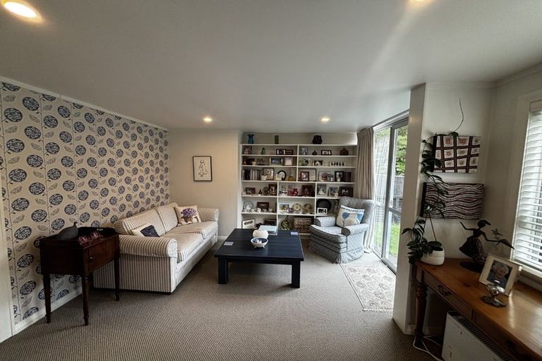 Photo of property in 115 Brooklands Road, Brooklands, New Plymouth, 4310