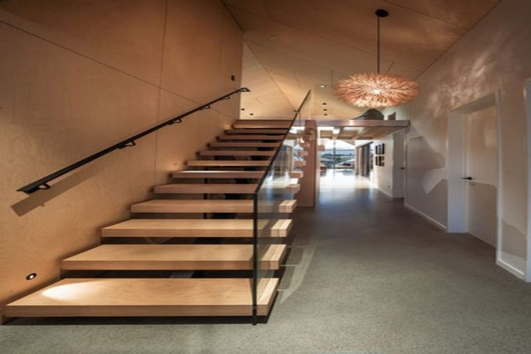 Photo of property in 7 Campbell Road, Wanaka, 9305