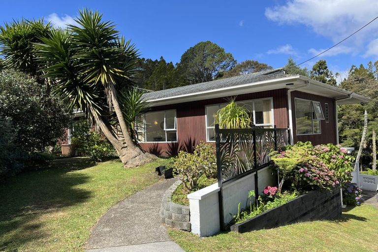 Photo of property in 318 Huia Road, Titirangi, Auckland, 0604