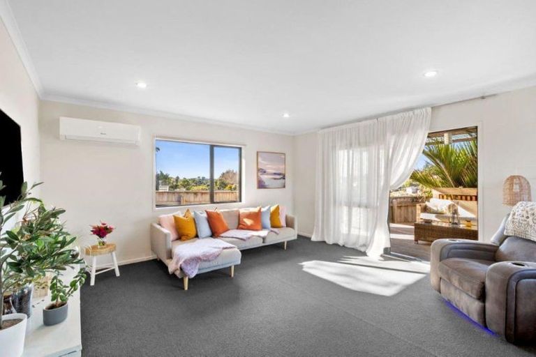 Photo of property in 176 Omata Road, Blagdon, New Plymouth, 4310