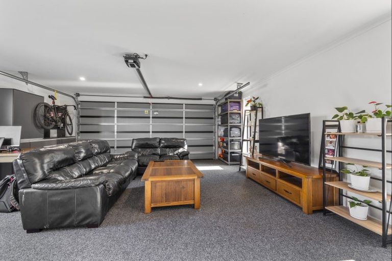 Photo of property in 31 Atutahi Street, Hurdon, New Plymouth, 4310