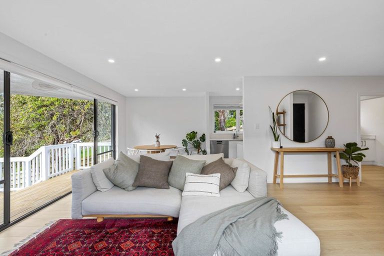 Photo of property in 79 Duncansby Road, Stanmore Bay, Whangaparaoa, 0932