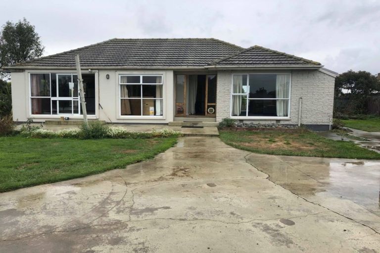 Photo of property in 8 Vivian Street, Burwood, Christchurch, 8083