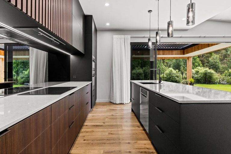 Photo of property in 20 Taruna Place, Havelock North, 4130