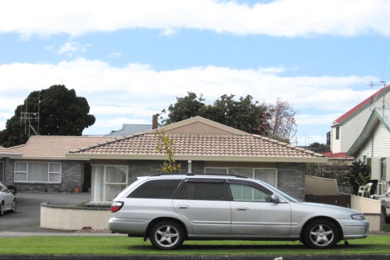 Photo of property in 37 Fourth Avenue, Tauranga, 3110