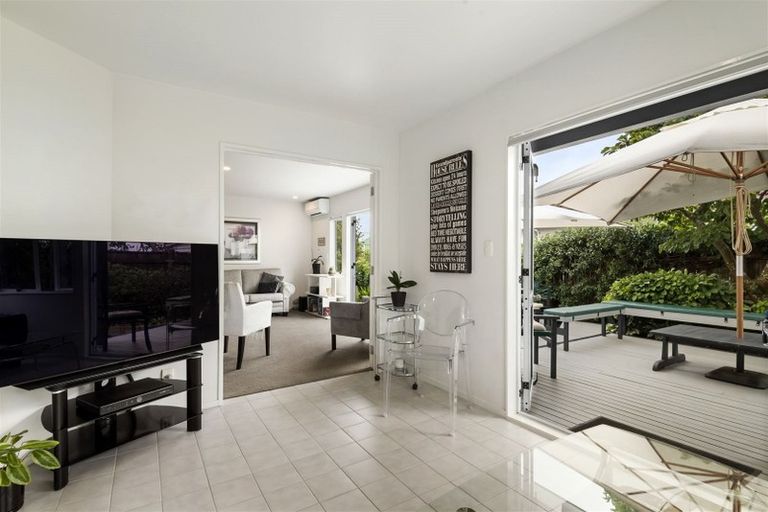 Photo of property in 8a Purchas Road, Hauraki, Auckland, 0622