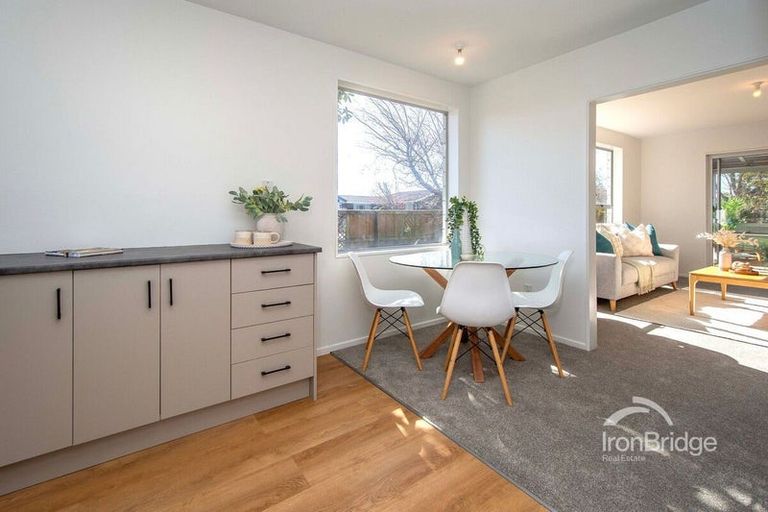 Photo of property in 1/72 Waratah Street, Avondale, Christchurch, 8061