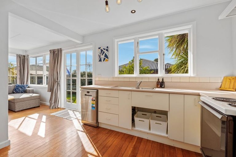 Photo of property in 1/380 Wairakei Road, Burnside, Christchurch, 8053