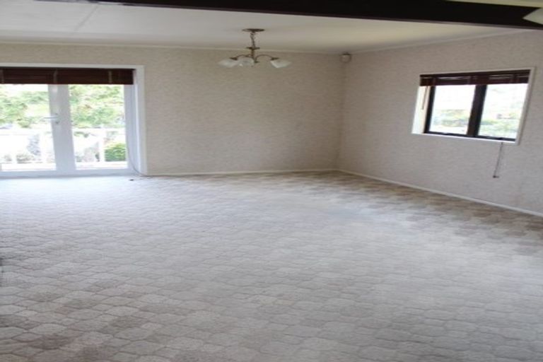 Photo of property in 2 Tarbett Road, Hillcrest, Hamilton, 3216