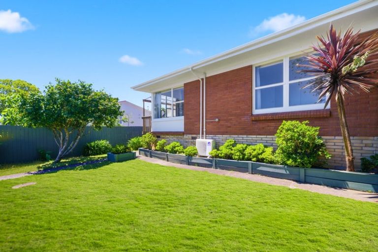 Photo of property in 3/1 Becroft Drive, Forrest Hill, Auckland, 0620