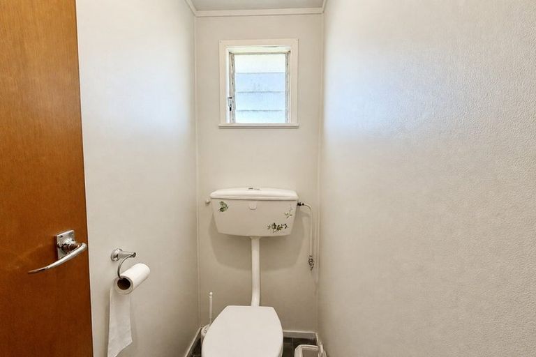 Photo of property in 12a Mcentee Street, Papakura, 2110