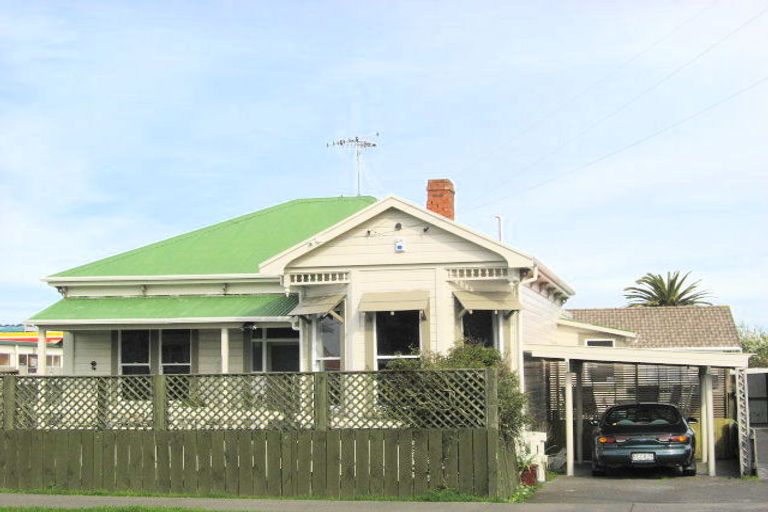 Photo of property in 3 Harper Street, Gonville, Whanganui, 4501