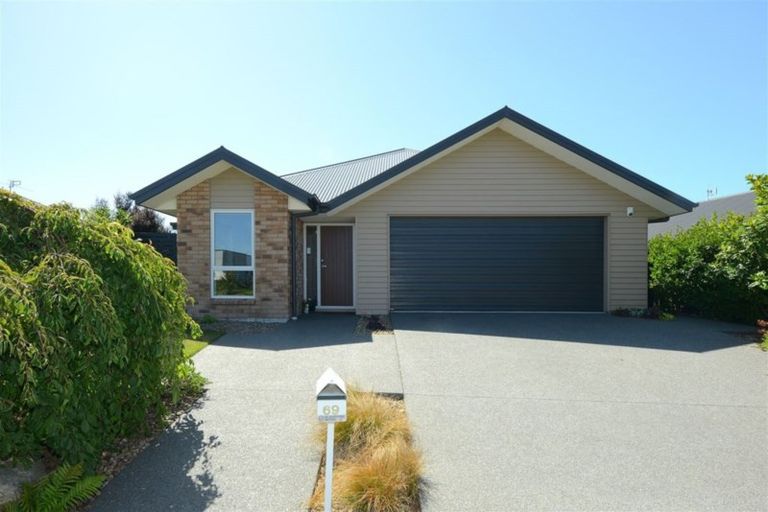 Photo of property in 69 Awatea Gardens, Wigram, Christchurch, 8042