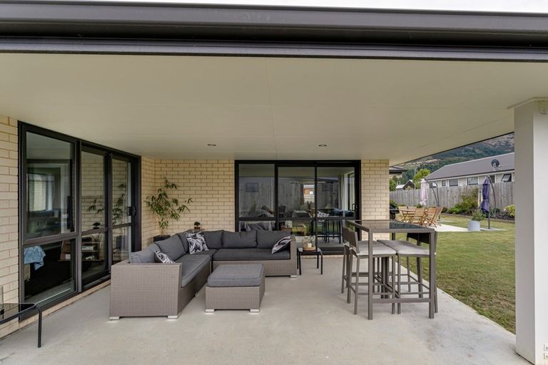 Photo of property in 27 Bell Street, Lake Hawea, Wanaka, 9382