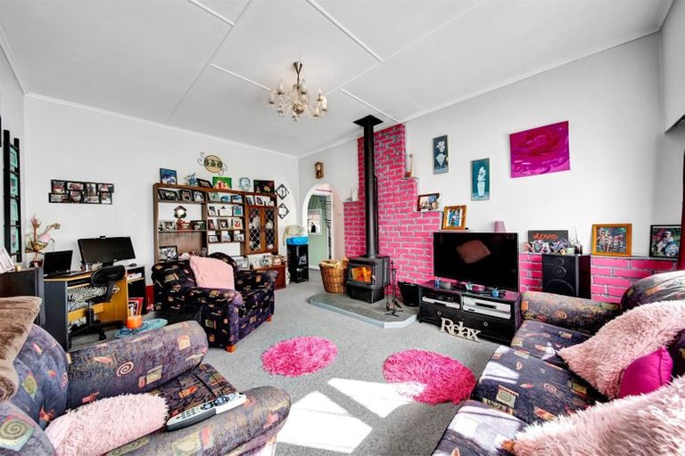 Photo of property in 23 Dorset Street, Patea, 4520