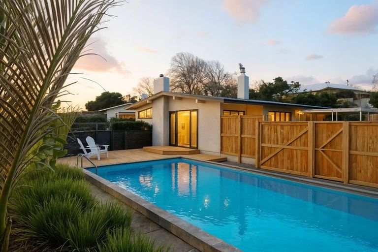 Photo of property in 54 College Street, College Estate, Whanganui, 4500