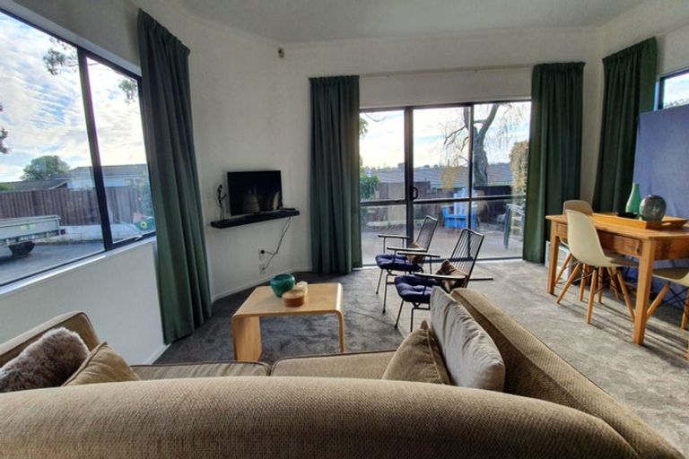 Photo of property in 36 Jade Avenue, Pakuranga Heights, Auckland, 2010