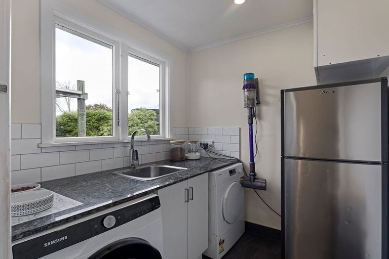 Photo of property in 17 Salisbury Avenue, Terrace End, Palmerston North, 4410