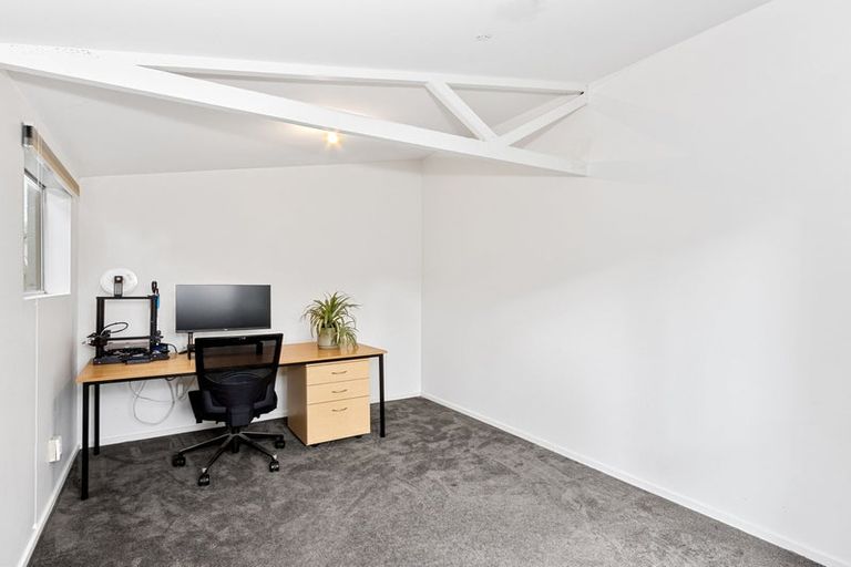 Photo of property in 71a Eastern Terrace, Beckenham, Christchurch, 8023