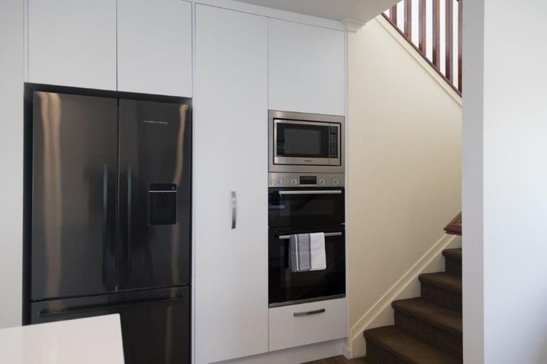 Photo of property in 630a Te Atatu Road, Te Atatu Peninsula, Auckland, 0610