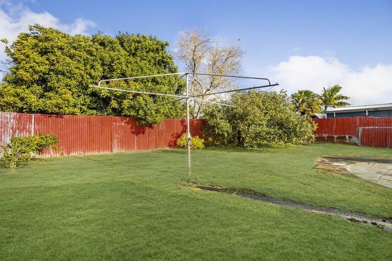 Photo of property in 12 Jupiter Street, Rosehill, Papakura, 2113