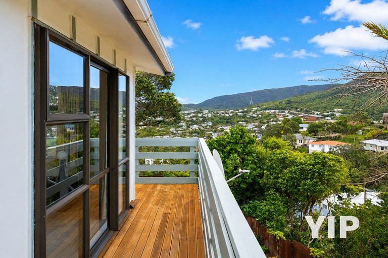 Photo of property in 11 Kau Kau Way, Ngaio, Wellington, 6035