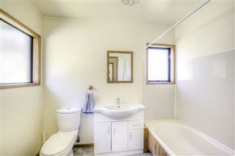 Photo of property in 11 Bald Hill Road, Helensville, Kaukapakapa, 0871