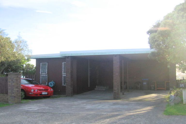 Photo of property in 29 Eskdale Road, Papakowhai, Porirua, 5024