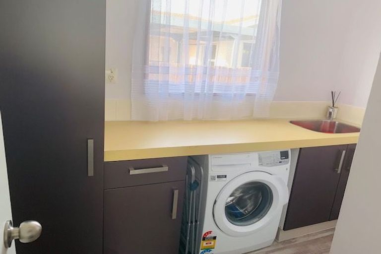 Photo of property in 9 Daytona Place, Parklands, Christchurch, 8083