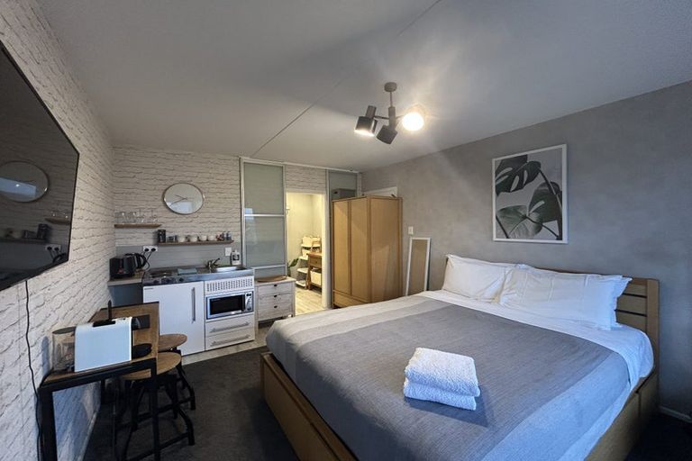 Photo of property in Avon Flats, 4/217 The Terrace, Wellington Central, Wellington, 6011