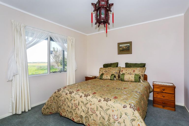 Photo of property in 896a Miranda Road, Pukorokoro / Miranda, Miranda, 2473