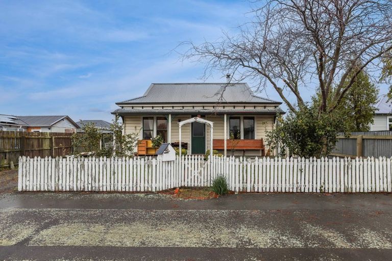 Photo of property in 91 Mcmurdo Street, Tinwald, Ashburton, 7700
