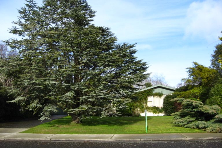 Photo of property in 71 Gladstone Terrace, Gladstone, Invercargill, 9810