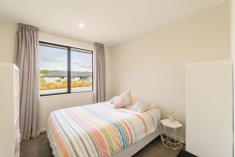 Photo of property in 111 Blairlogie Close, Otatara, Invercargill, 9879