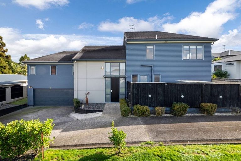 Photo of property in 2/81 Francis Street, Hauraki, Auckland, 0622