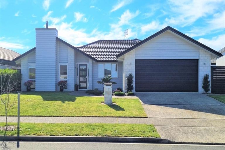 Photo of property in 115 Penetaka Heights, Pyes Pa, Tauranga, 3112