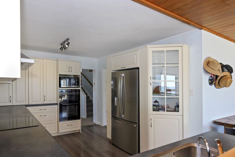 Photo of property in 393 Pukehina Parade, Pukehina, Te Puke, 3189