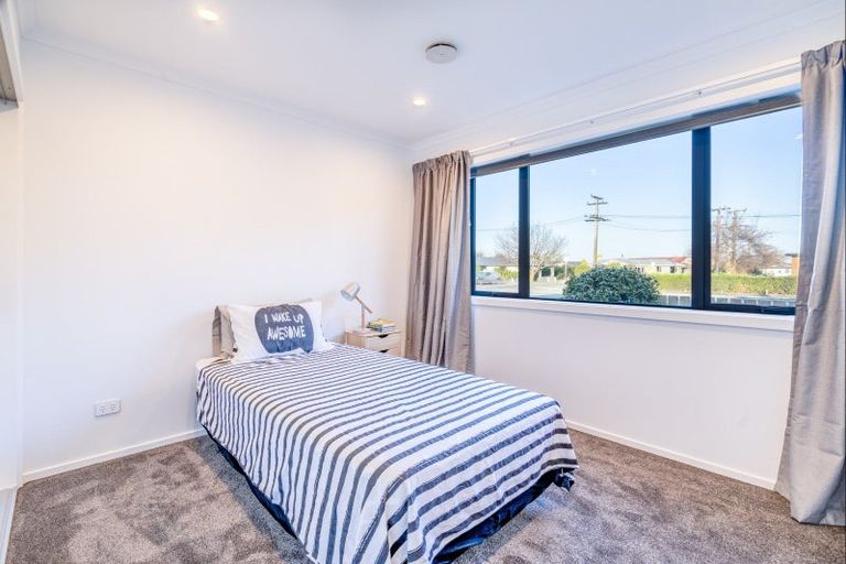 Photo of property in 143 Great North Road, Winton, 9720