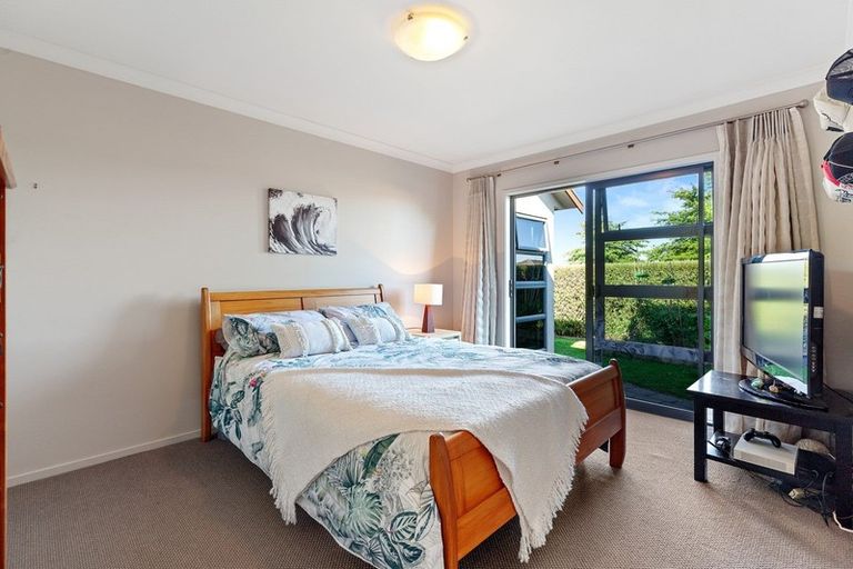 Photo of property in 4 Cotswold Place, Ohauiti, Tauranga, 3112