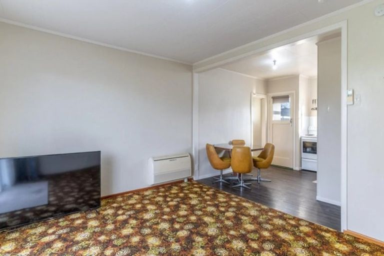 Photo of property in 5b Anne Street, Winton, 9720