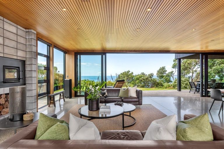 Photo of property in 491 Hibiscus Coast Highway, Orewa, 0931