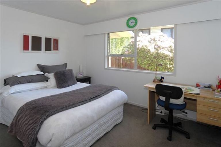 Photo of property in 4 Frost Place, Pukete, Hamilton, 3200