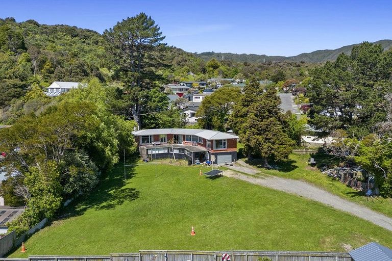 Photo of property in 119 Stokes Valley Road, Stokes Valley, Lower Hutt, 5019
